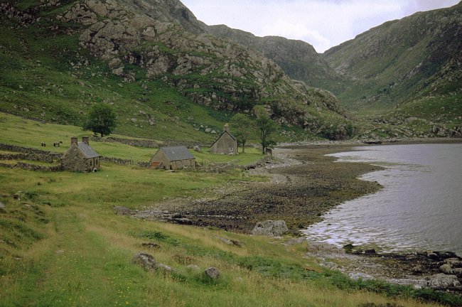 Cottages at head of Loch Glendhu