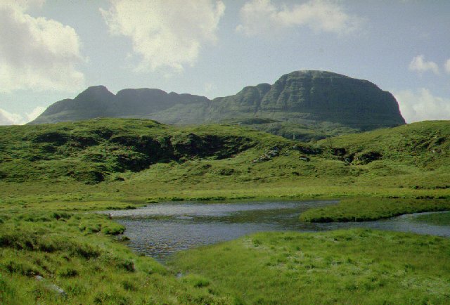 Suilven's ridge from the north