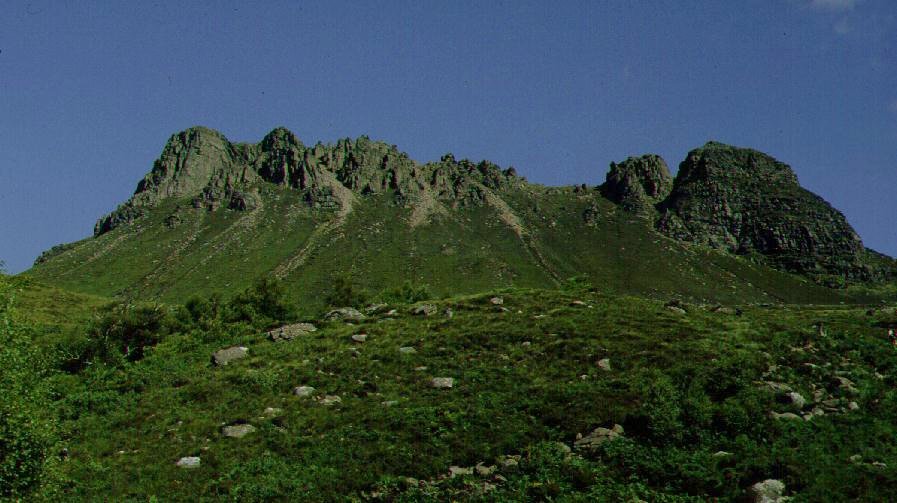 Stac Pollaidh from the car park